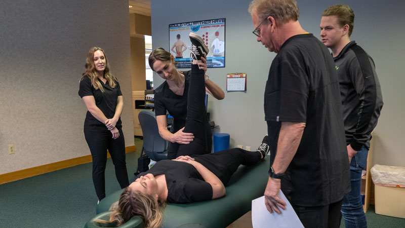 Chiropractor Grand Rapids MI - New Patients Click Here